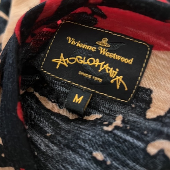 Vivienne Westwood - Picture 3 of 5